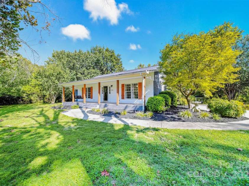 236 Hoyles Road, Kings Mountain, NC 28086.  MLS# CAR4299623, YatesRealty ID 4915. 