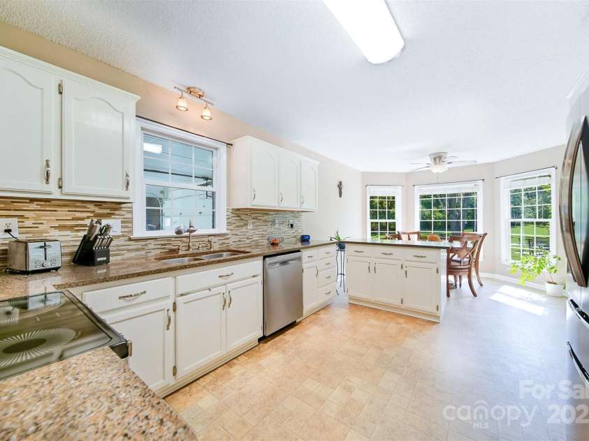 236 Hoyles Road, Kings Mountain, NC 28086.  MLS# CAR4299623, YatesRealty ID 4915. 