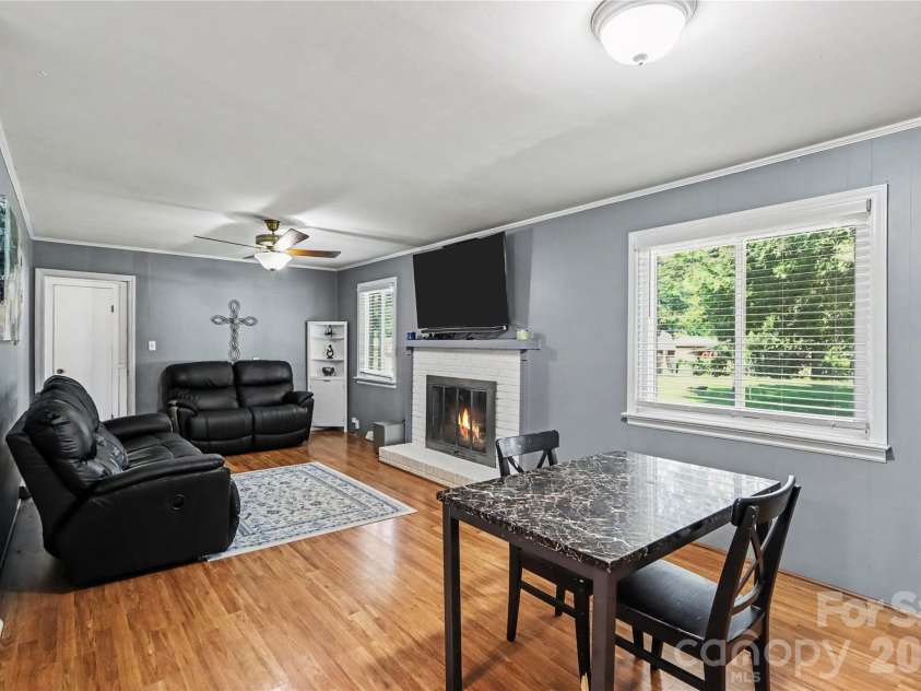 9909 Sunway Drive, Mint Hill, NC 28227.  MLS# CAR4420938, YatesRealty ID 49150. 