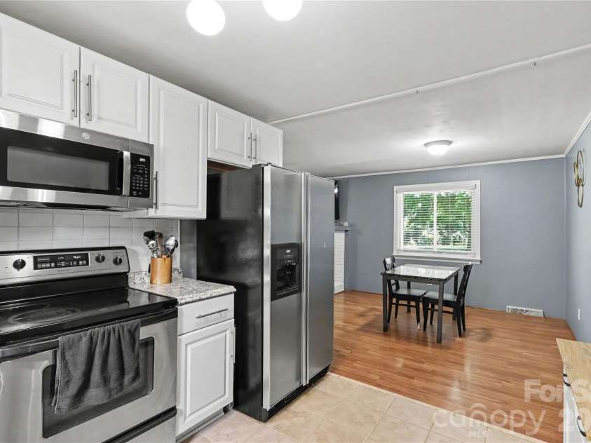 9909 Sunway Drive, Mint Hill, NC 28227.  MLS# CAR4420938, YatesRealty ID 49150. 