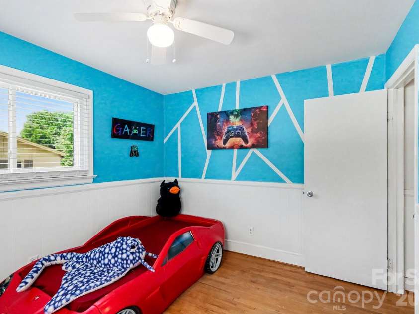 9909 Sunway Drive, Mint Hill, NC 28227.  MLS# CAR4420938, YatesRealty ID 49150. 