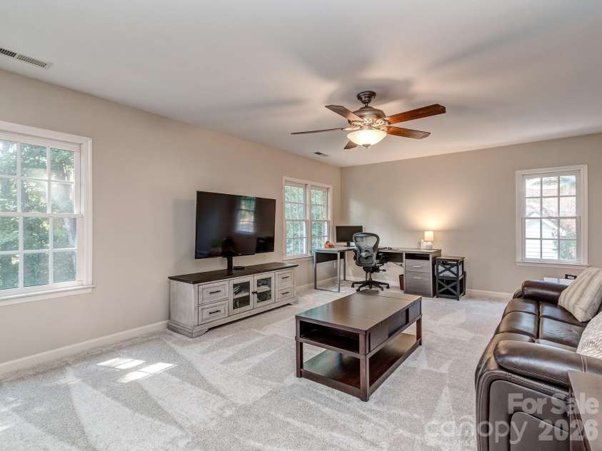 9707 St Barts Lane, Huntersville, NC 28078.  MLS# CAR4428955, YatesRealty ID 49152. Bonus / Flex space