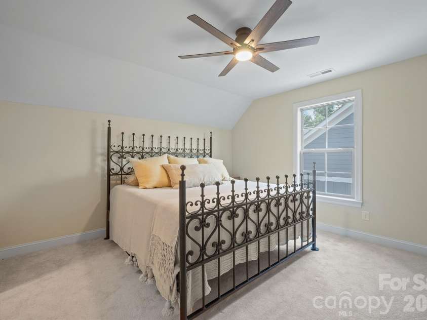 2205 Lincolnshire Lane, Waxhaw, NC 28173.  MLS# CAR4420886, YatesRealty ID 49153. 