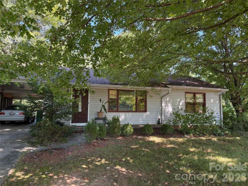 1750 Ridge Road, Salisbury, NC 28147.  MLS# CAR4421034, YatesRealty ID 49154. 
