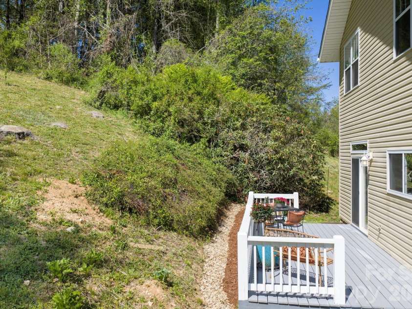 26 Macdougall Lane, Weaverville, NC 28787.  MLS# CAR4421796, YatesRealty ID 49155. 