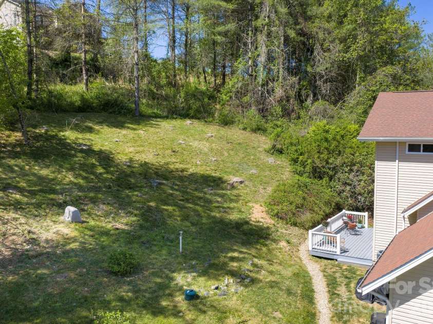 26 Macdougall Lane, Weaverville, NC 28787.  MLS# CAR4421796, YatesRealty ID 49155. 