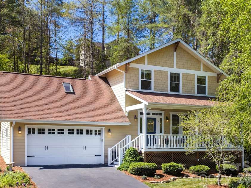 26 Macdougall Lane, Weaverville, NC 28787.  MLS# CAR4421796, YatesRealty ID 49155. Move In Ready