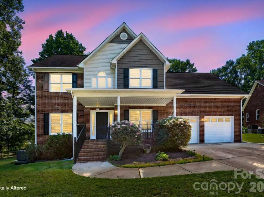 2507 Ashley Court, Belmont, NC 28012.  MLS# CAR4422054, YatesRealty ID 49157. 