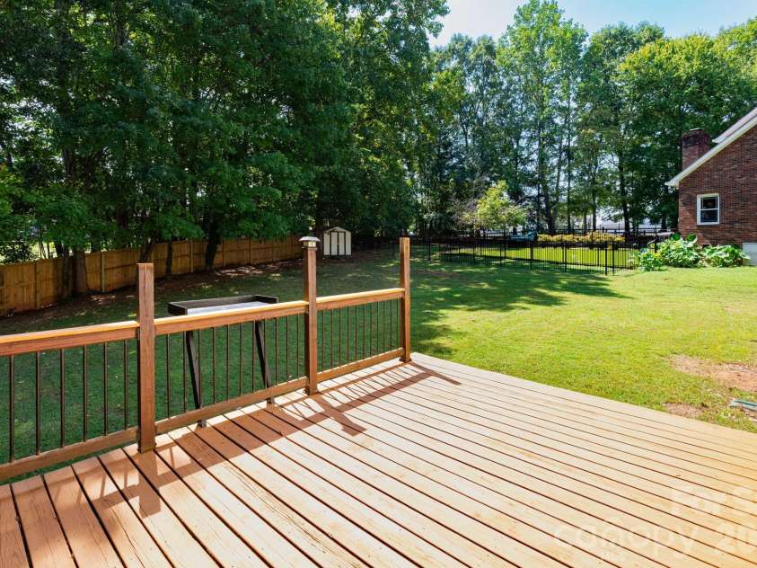 2507 Ashley Court, Belmont, NC 28012.  MLS# CAR4422054, YatesRealty ID 49157. 