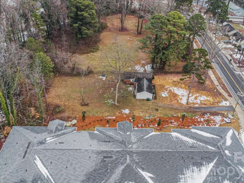 500 Tom Hunter Road, Charlotte, NC 28213.  MLS# CAR4343160, YatesRealty ID 4916. 