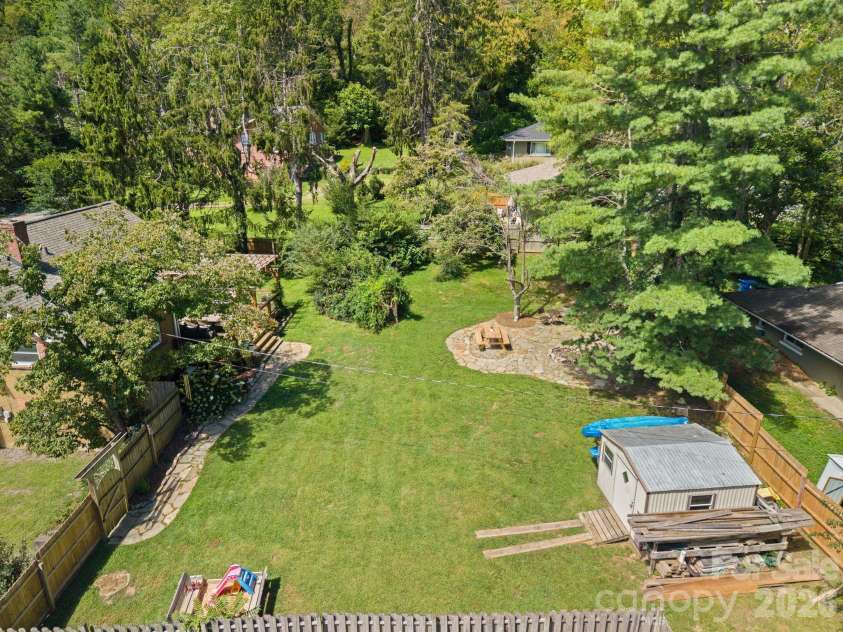 348 Beaucatcher Road, Asheville, NC 28805.  MLS# CAR4420417, YatesRealty ID 49161. Fenced backyard