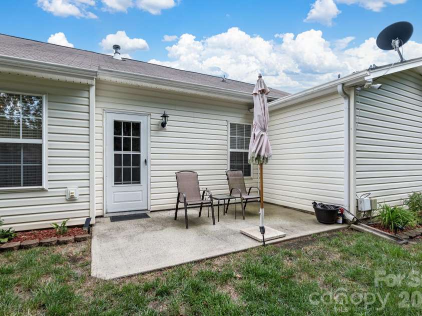 12714 Cedar Crossings Drive, Charlotte, NC 28273.  MLS# CAR4419856, YatesRealty ID 49164. 