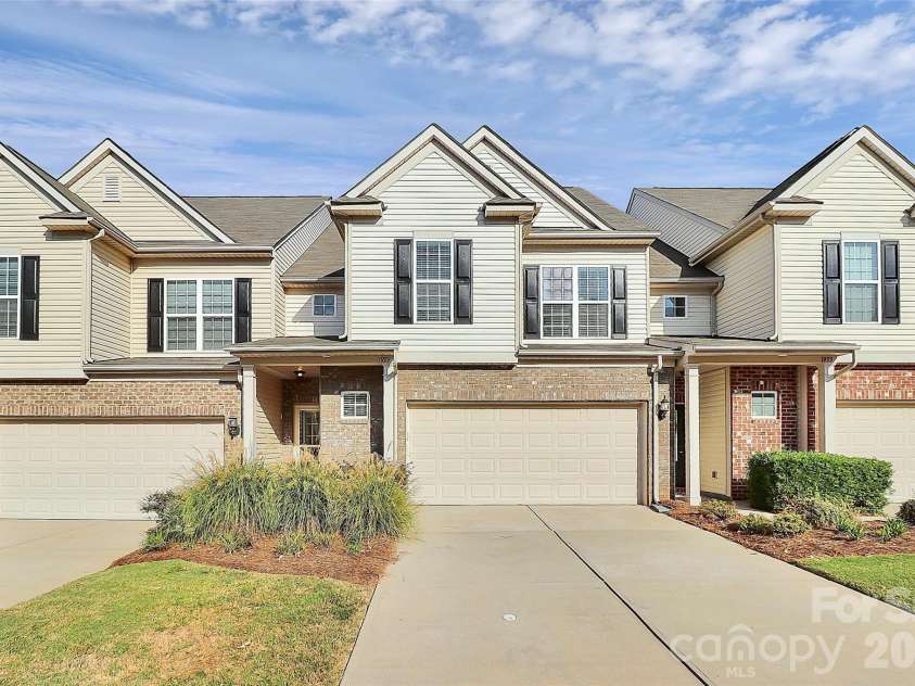 1929 Royal Gorge Avenue, Charlotte, NC 28210.  MLS# CAR4422066, YatesRealty ID 49165. 