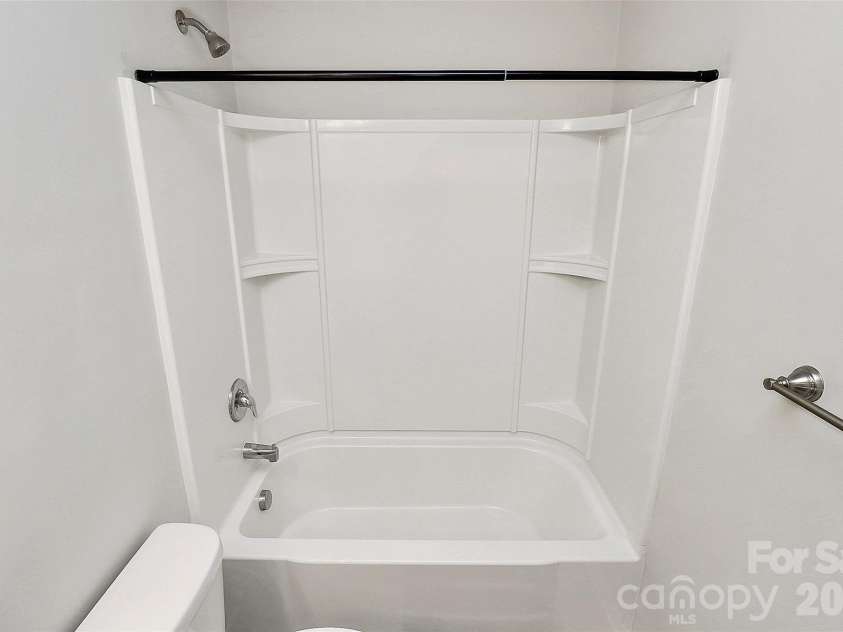 1929 Royal Gorge Avenue, Charlotte, NC 28210.  MLS# CAR4422066, YatesRealty ID 49165. 