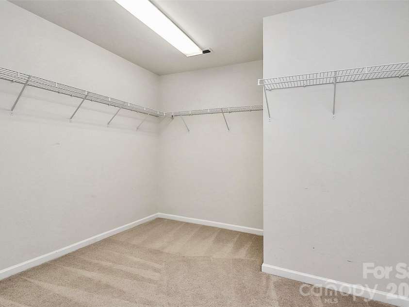 1929 Royal Gorge Avenue, Charlotte, NC 28210.  MLS# CAR4422066, YatesRealty ID 49165. 