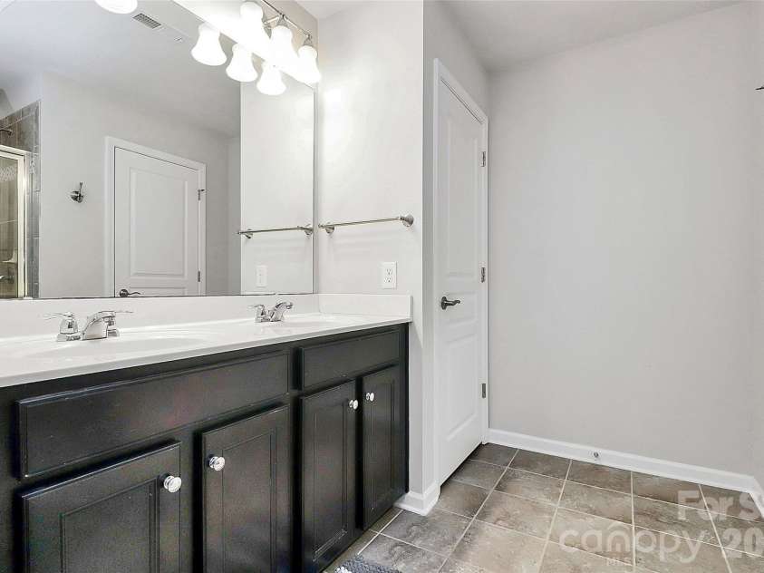 1929 Royal Gorge Avenue, Charlotte, NC 28210.  MLS# CAR4422066, YatesRealty ID 49165. 