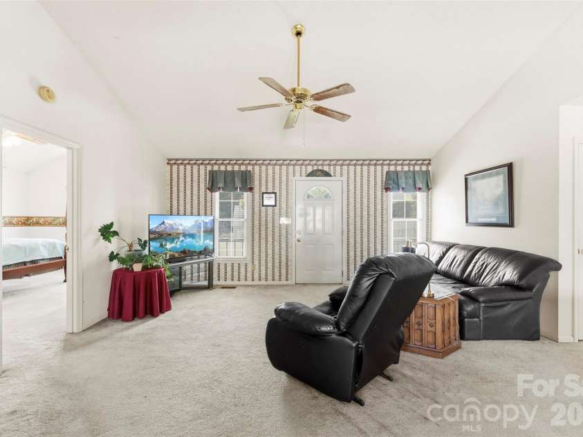 108 Shade Tree Court, Gastonia, NC 28056.  MLS# CAR4421333, YatesRealty ID 49166. 