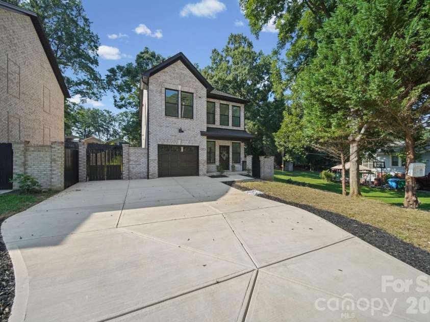 1445 Kingsley Drive, Albemarle, NC 28001.  MLS# CAR4421358, YatesRealty ID 49167. 