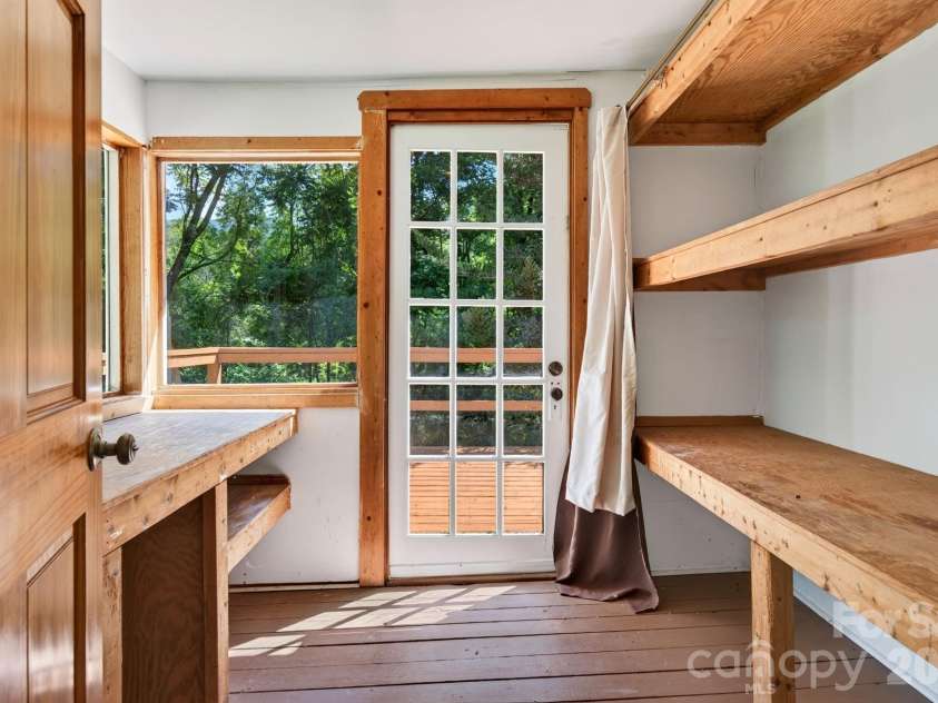 178 Shope Creek Road, Asheville, NC 28805.  MLS# CAR4419747, YatesRealty ID 49168. Mudroom to back deck