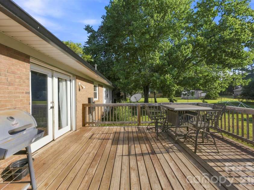 2061 Somerdale Road, Rock Hill, SC 29732.  MLS# CAR4421356, YatesRealty ID 49169. 
