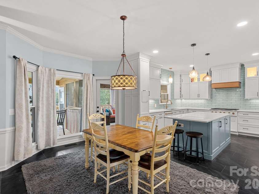 8621 Summerfield Lane, Huntersville, NC 28078.  MLS# CAR4353119, YatesRealty ID 4917. Breakfast Area (Updated Kitchen )