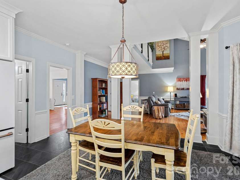 8621 Summerfield Lane, Huntersville, NC 28078.  MLS# CAR4353119, YatesRealty ID 4917. Breakfast Area (Updated Kitchen )