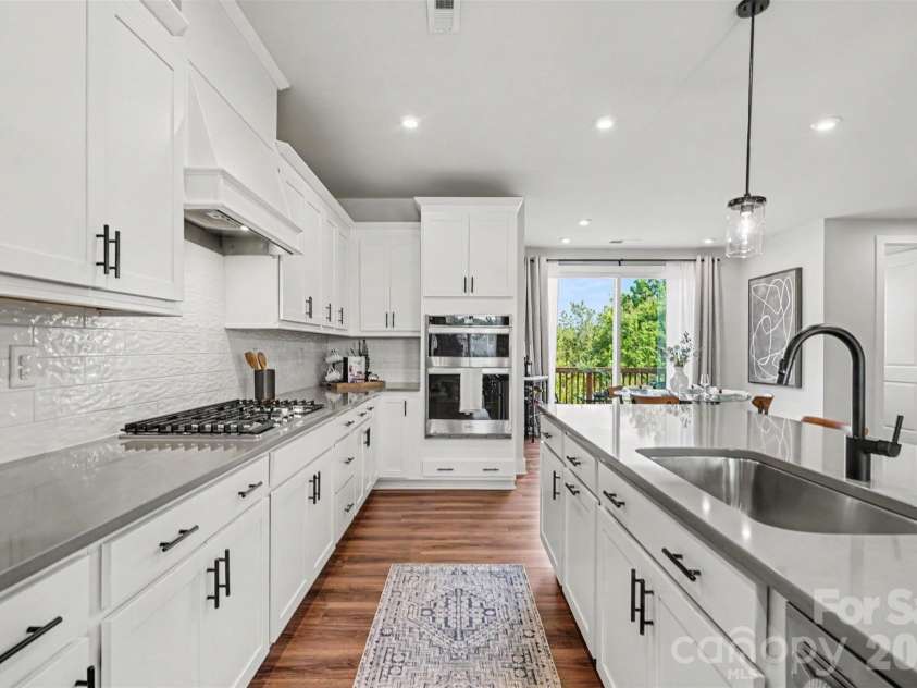 1814 Unison Drive, Charlotte, NC 28262.  MLS# CAR4420155, YatesRealty ID 49170. 
