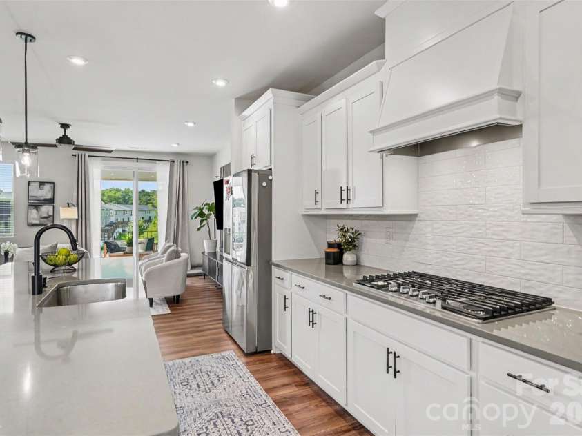 1814 Unison Drive, Charlotte, NC 28262.  MLS# CAR4420155, YatesRealty ID 49170. 