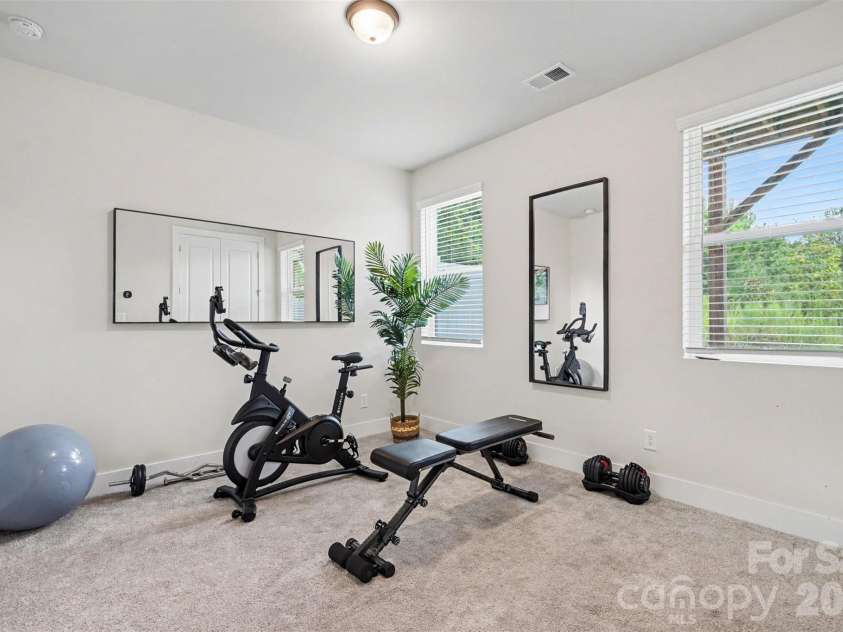 1814 Unison Drive, Charlotte, NC 28262.  MLS# CAR4420155, YatesRealty ID 49170. 