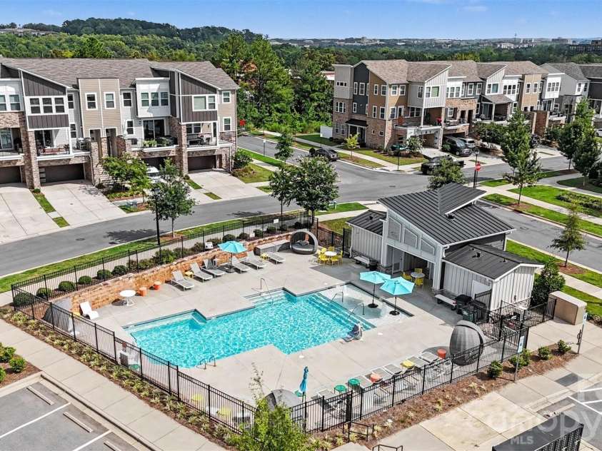 1814 Unison Drive, Charlotte, NC 28262.  MLS# CAR4420155, YatesRealty ID 49170. 