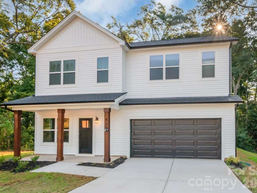 420 Killian Avenue, Mount Holly, NC 28120.  MLS# CAR4422139, YatesRealty ID 49174. 