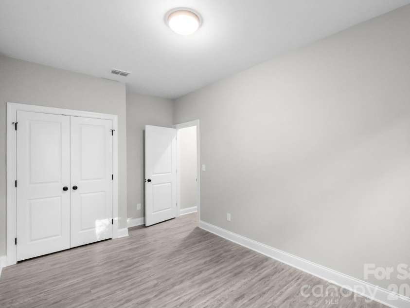 420 Killian Avenue, Mount Holly, NC 28120.  MLS# CAR4422139, YatesRealty ID 49174. 
