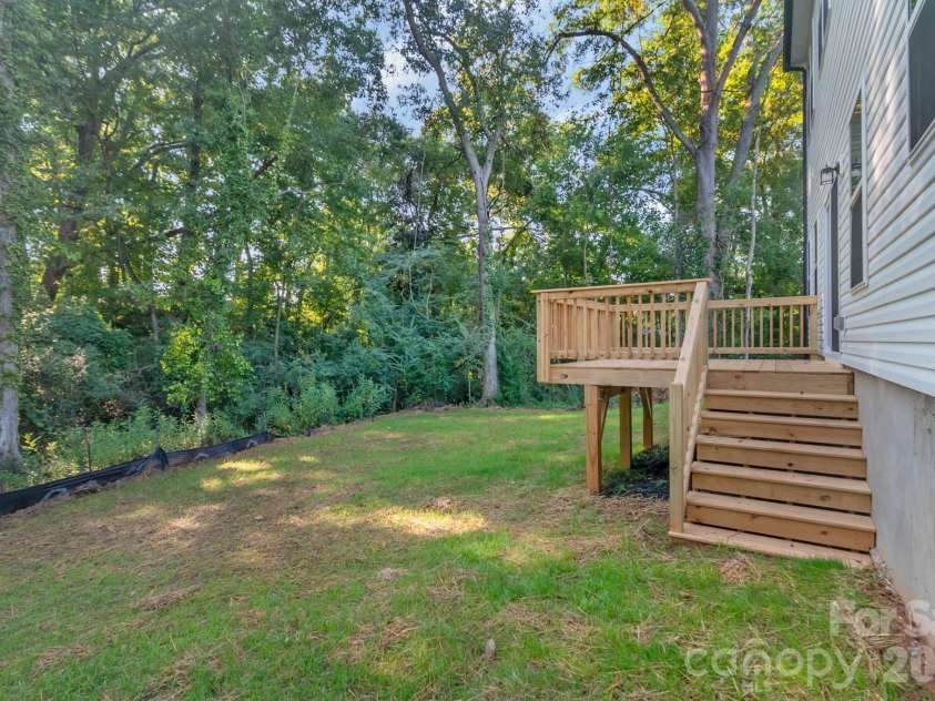 420 Killian Avenue, Mount Holly, NC 28120.  MLS# CAR4422139, YatesRealty ID 49174. 