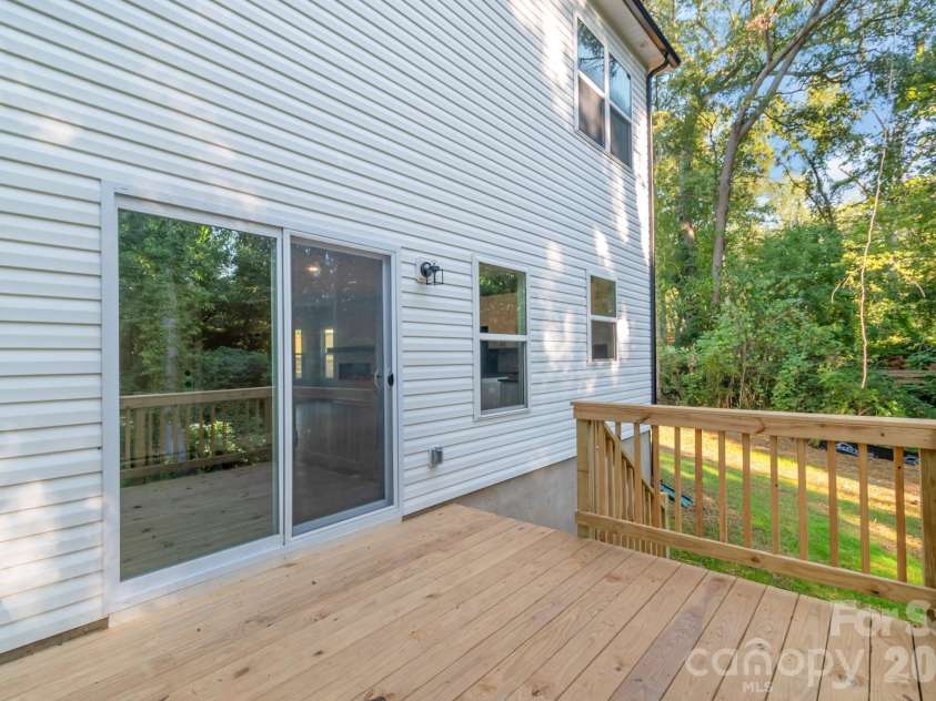 420 Killian Avenue, Mount Holly, NC 28120.  MLS# CAR4422139, YatesRealty ID 49174. 