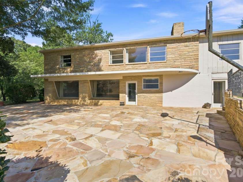 4830 Center Street, Hickory, NC 28601.  MLS# CAR4421553, YatesRealty ID 49176. Focused Back Patio View