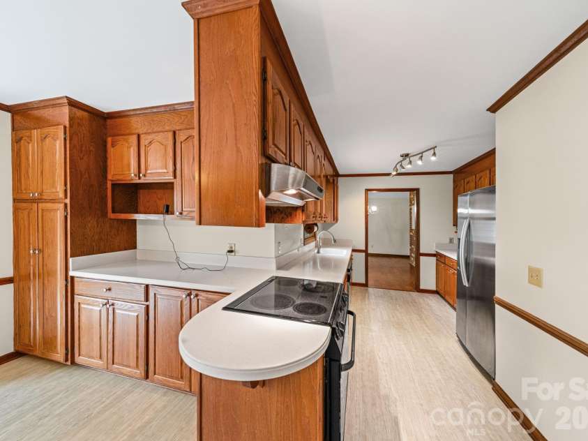 541 Harbor Road, Norwood, NC 28128.  MLS# CAR4375098, YatesRealty ID 49177. 