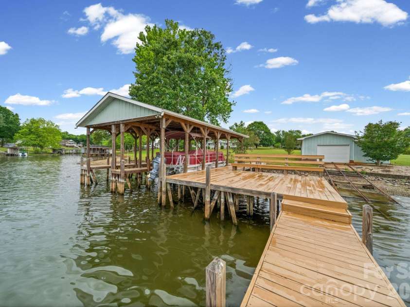 541 Harbor Road, Norwood, NC 28128.  MLS# CAR4375098, YatesRealty ID 49177. 