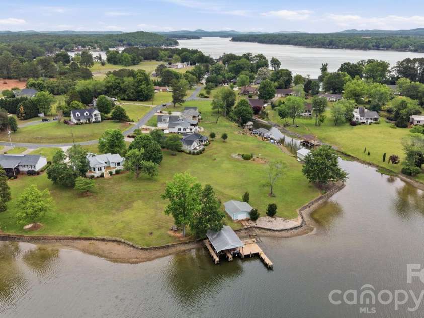 541 Harbor Road, Norwood, NC 28128.  MLS# CAR4375098, YatesRealty ID 49177. 
