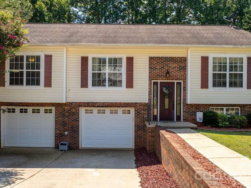 3105 Kay Street, Conover, NC 28613.  MLS# CAR4403288, YatesRealty ID 49179. 