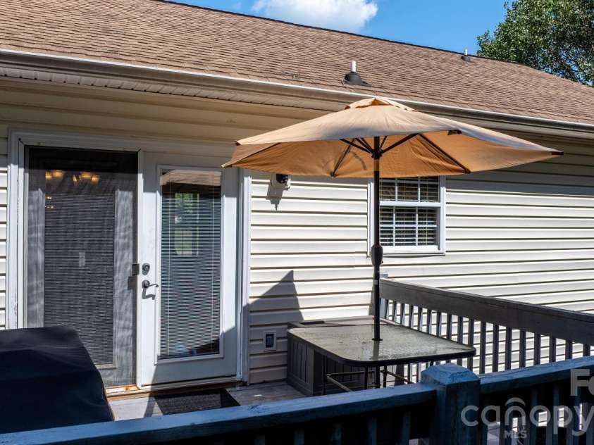 3105 Kay Street, Conover, NC 28613.  MLS# CAR4403288, YatesRealty ID 49179. 