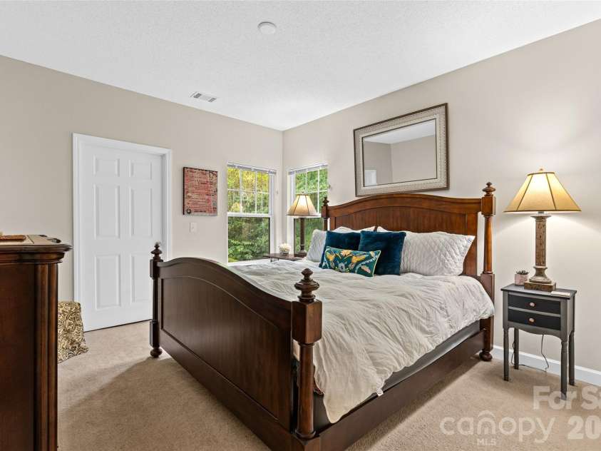 2000 Olde Eastwood Village Boulevard, Asheville, NC 28803.  MLS# CAR4402101, YatesRealty ID 4918. 
