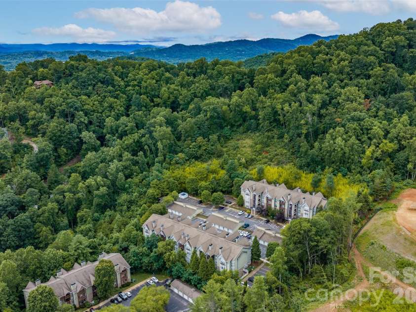 2000 Olde Eastwood Village Boulevard, Asheville, NC 28803.  MLS# CAR4402101, YatesRealty ID 4918. 
