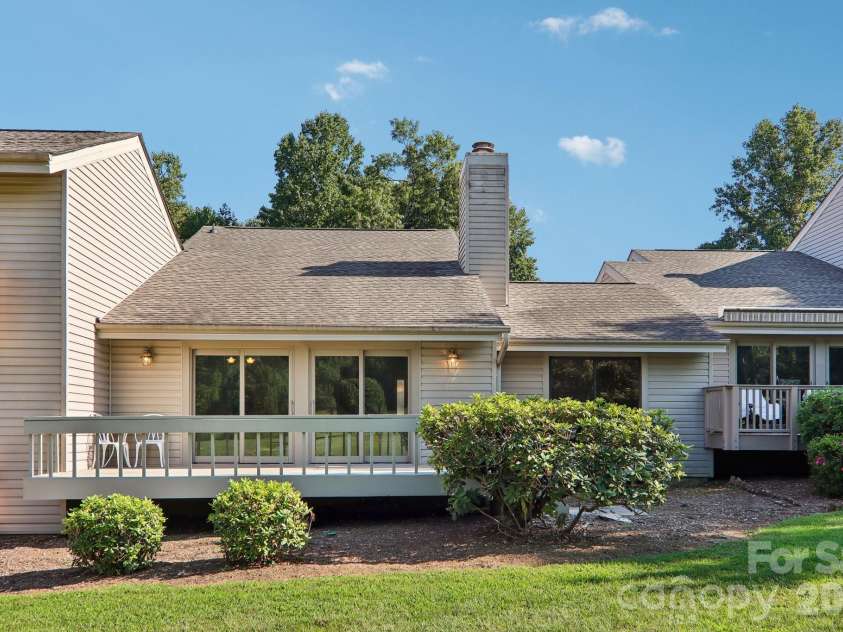 18 Foxmoor Court, Etowah, NC 28729.  MLS# CAR4422000, YatesRealty ID 49180. 