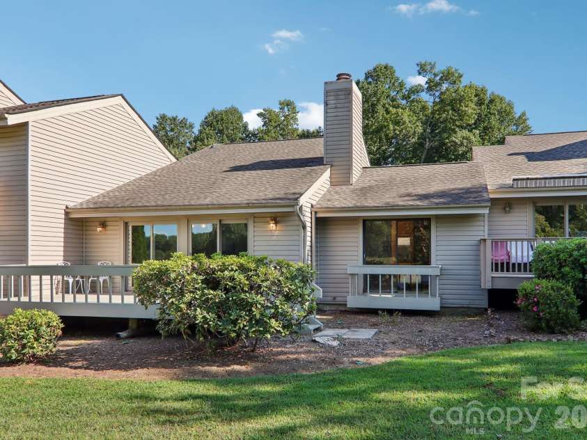18 Foxmoor Court, Etowah, NC 28729.  MLS# CAR4422000, YatesRealty ID 49180. 