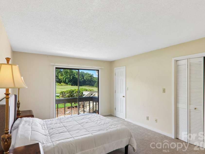 18 Foxmoor Court, Etowah, NC 28729.  MLS# CAR4422000, YatesRealty ID 49180. 