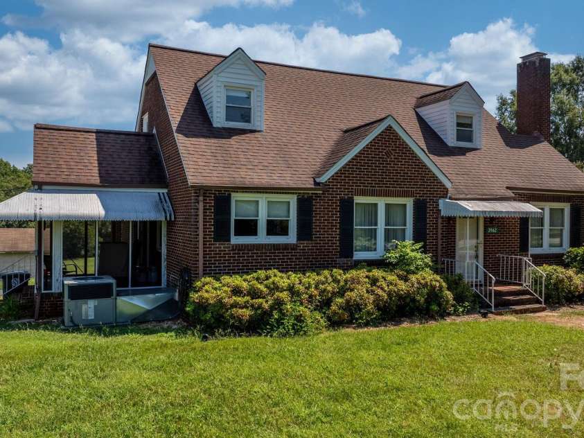 3962 Startown Road, Newton, NC 28658.  MLS# CAR4421689, YatesRealty ID 49182. 