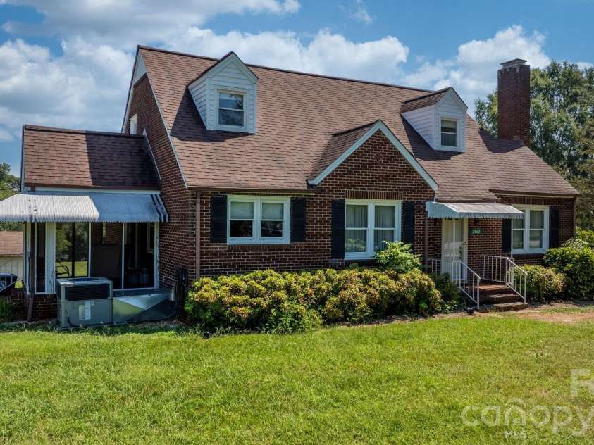 3962 Startown Road, Newton, NC 28658.  MLS# CAR4421689, YatesRealty ID 49182. 