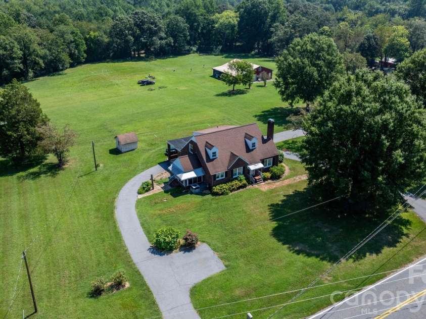 3962 Startown Road, Newton, NC 28658.  MLS# CAR4421689, YatesRealty ID 49182. 