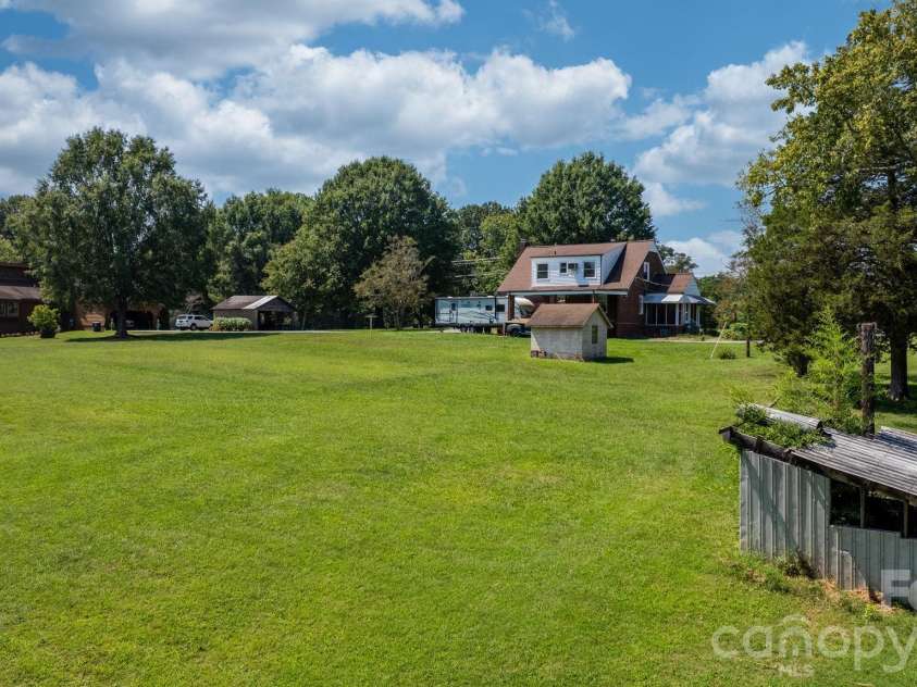 3962 Startown Road, Newton, NC 28658.  MLS# CAR4421689, YatesRealty ID 49182. 