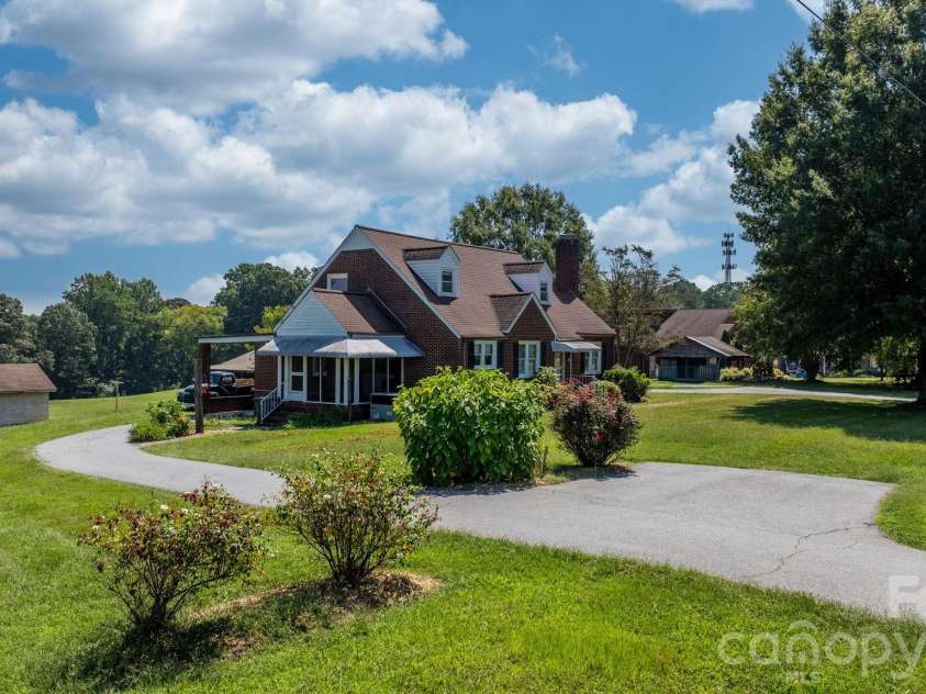 3962 Startown Road, Newton, NC 28658.  MLS# CAR4421689, YatesRealty ID 49182. 